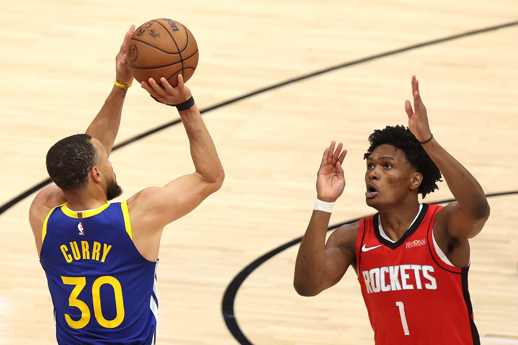 当哈登在这, 说法, 小贾等人均